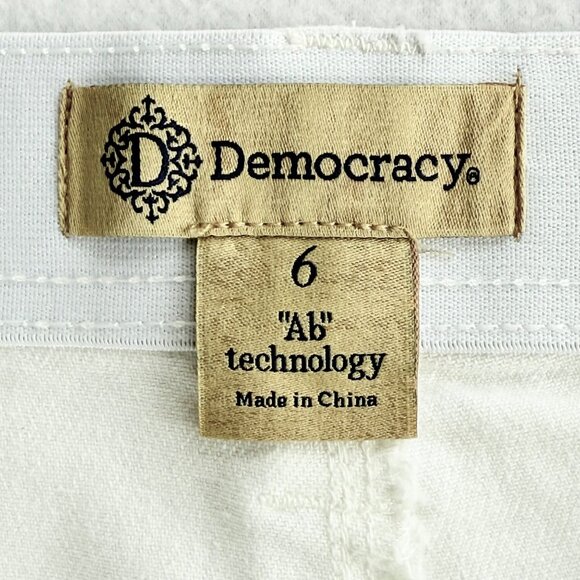 Democracy Women's Ab Technology Skyrise Booty Lift White Denim Pants Size 6 NWT - Picture 7 of 12